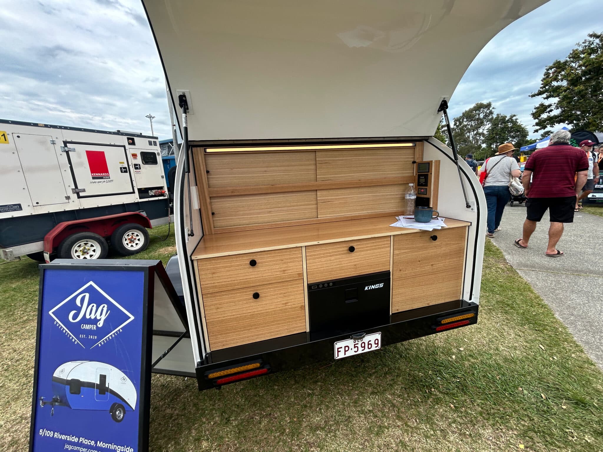 jag-glider-lightweight-off-road-pod-camper